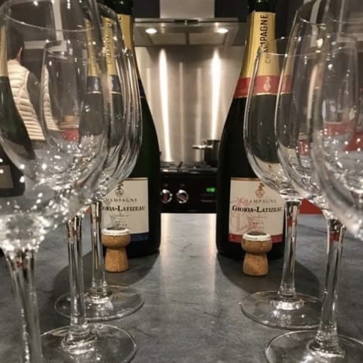 Instagram Champagne Gioria Latizeau